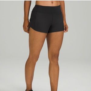 Lululemon Speed Up Mid-Rise Short - 4”